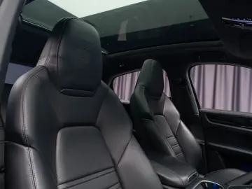 Porsche Cayenne Coupe Plug-In Hybrid