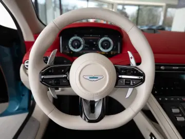 ASTON MARTIN DB12 4.0 V8 Volante 360 Heated Ventilated seats