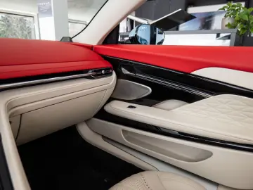 ASTON MARTIN DB12 4.0 V8 Volante 360 Heated Ventilated seats