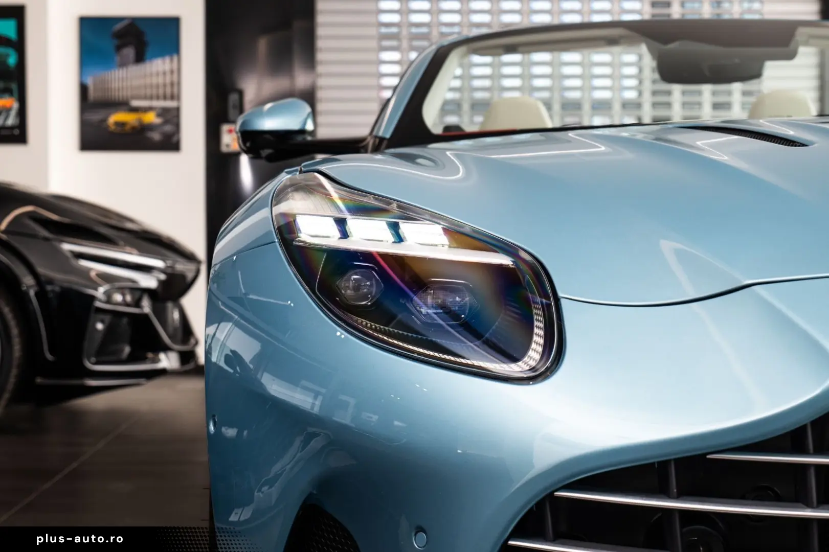 ASTON MARTIN DB12 4.0 V8 Volante 360 Heated Ventilated seats