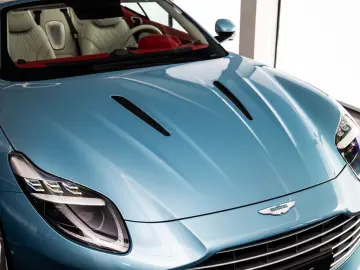 ASTON MARTIN DB12 4.0 V8 Volante 360 Heated Ventilated seats