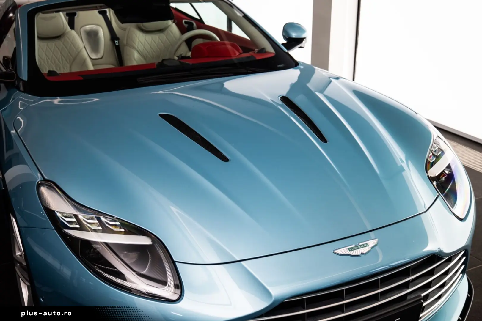ASTON MARTIN DB12 4.0 V8 Volante 360 Heated Ventilated seats