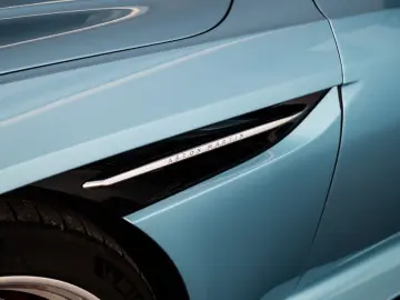 ASTON MARTIN DB12 4.0 V8 Volante 360 Heated Ventilated seats