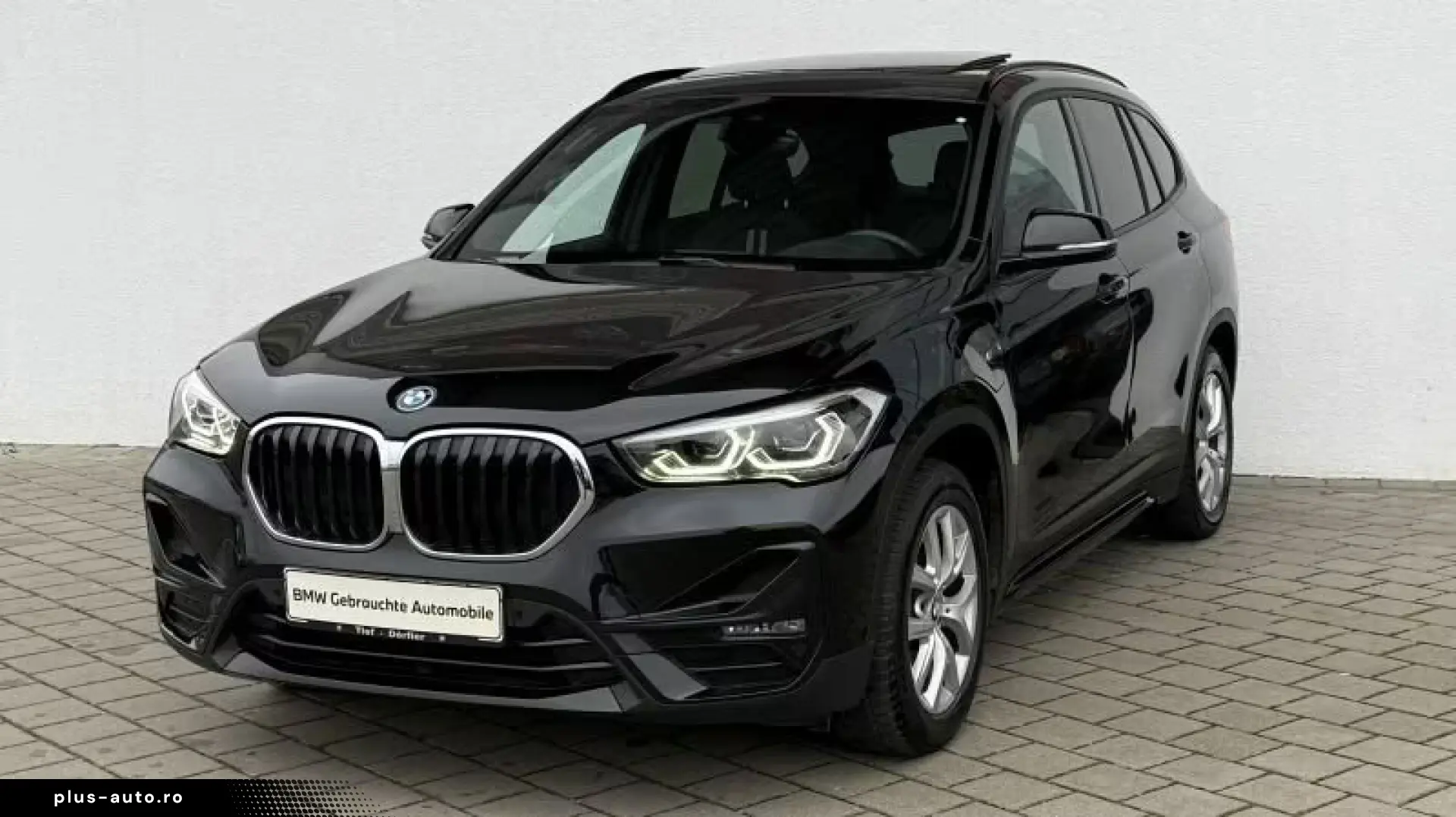 BMW X1 xDrive25e Sport Line LED NAVI PANO CAM Apple