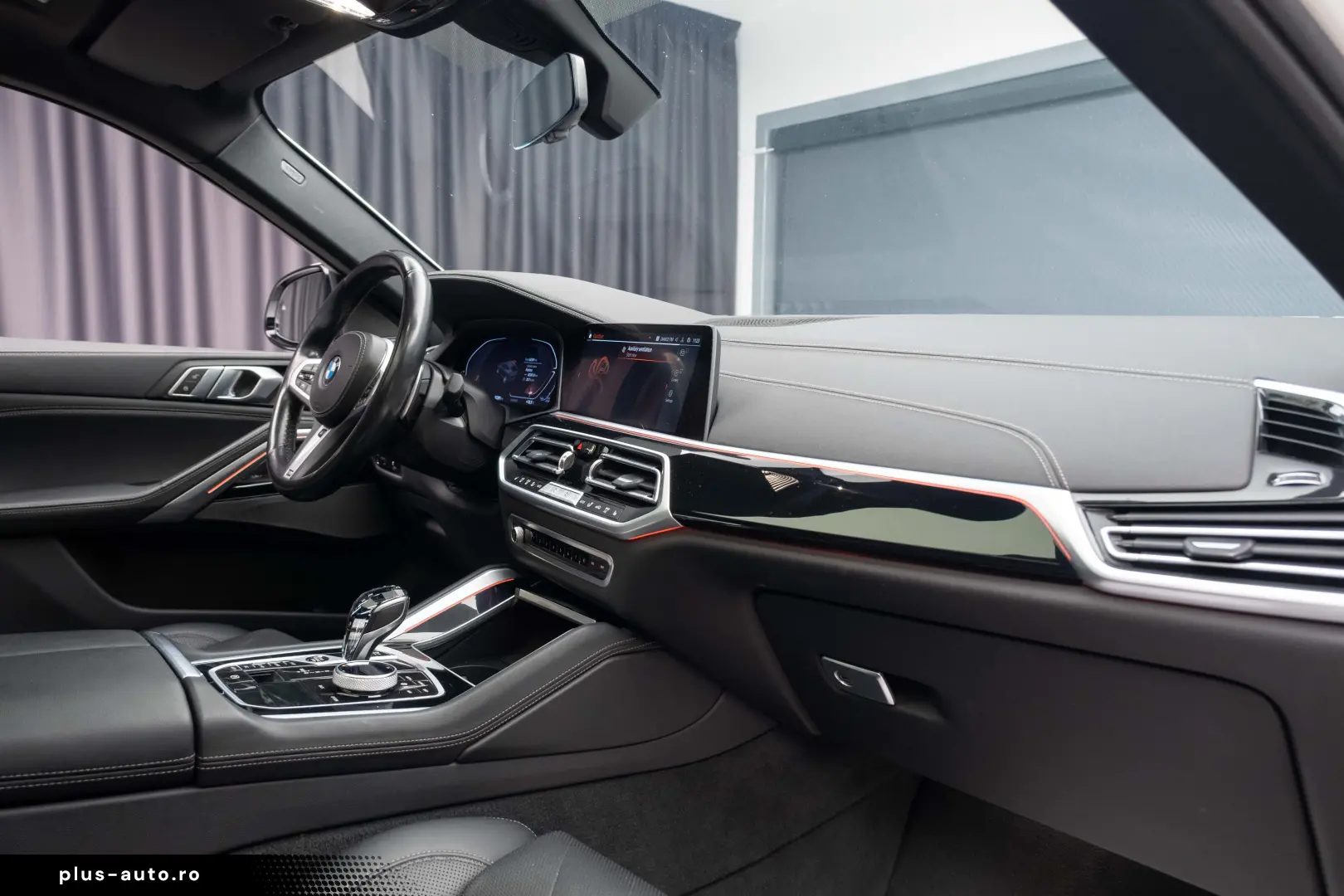 BMW X6 4.0i M Pack Pano H&K Gesture