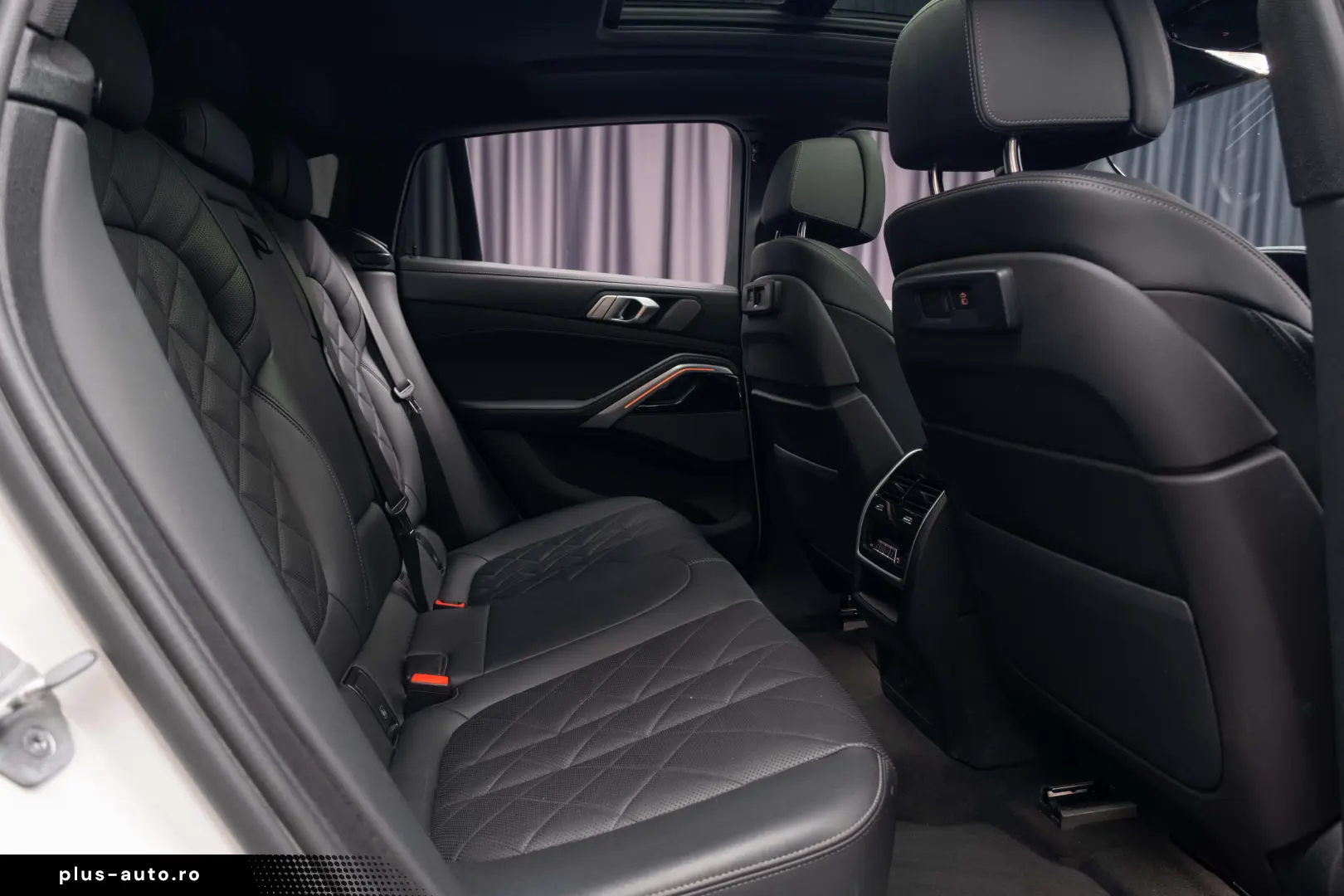 BMW X6 4.0i M Pack Pano H&K Gesture