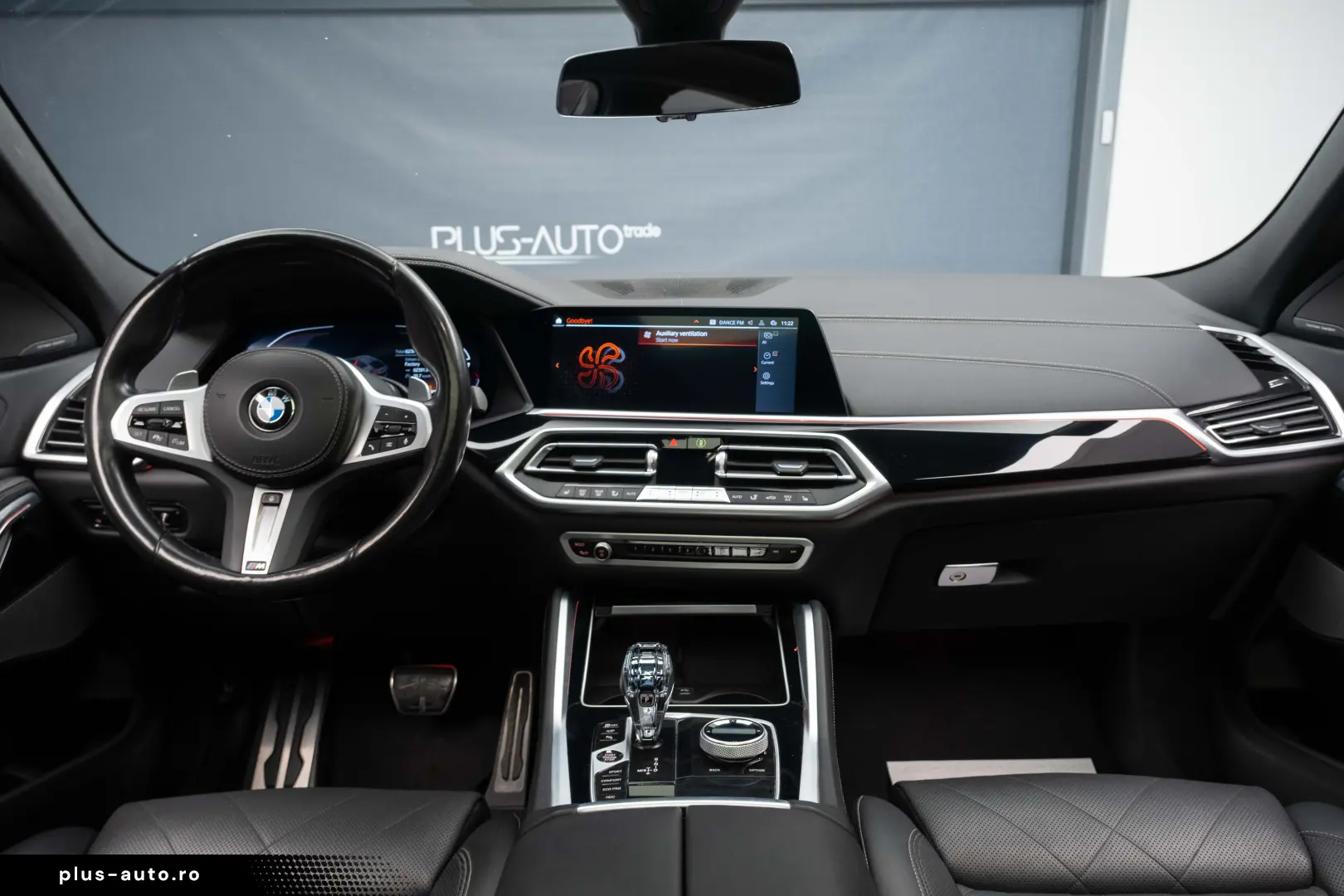 BMW X6 4.0i M Pack Pano H&K Gesture