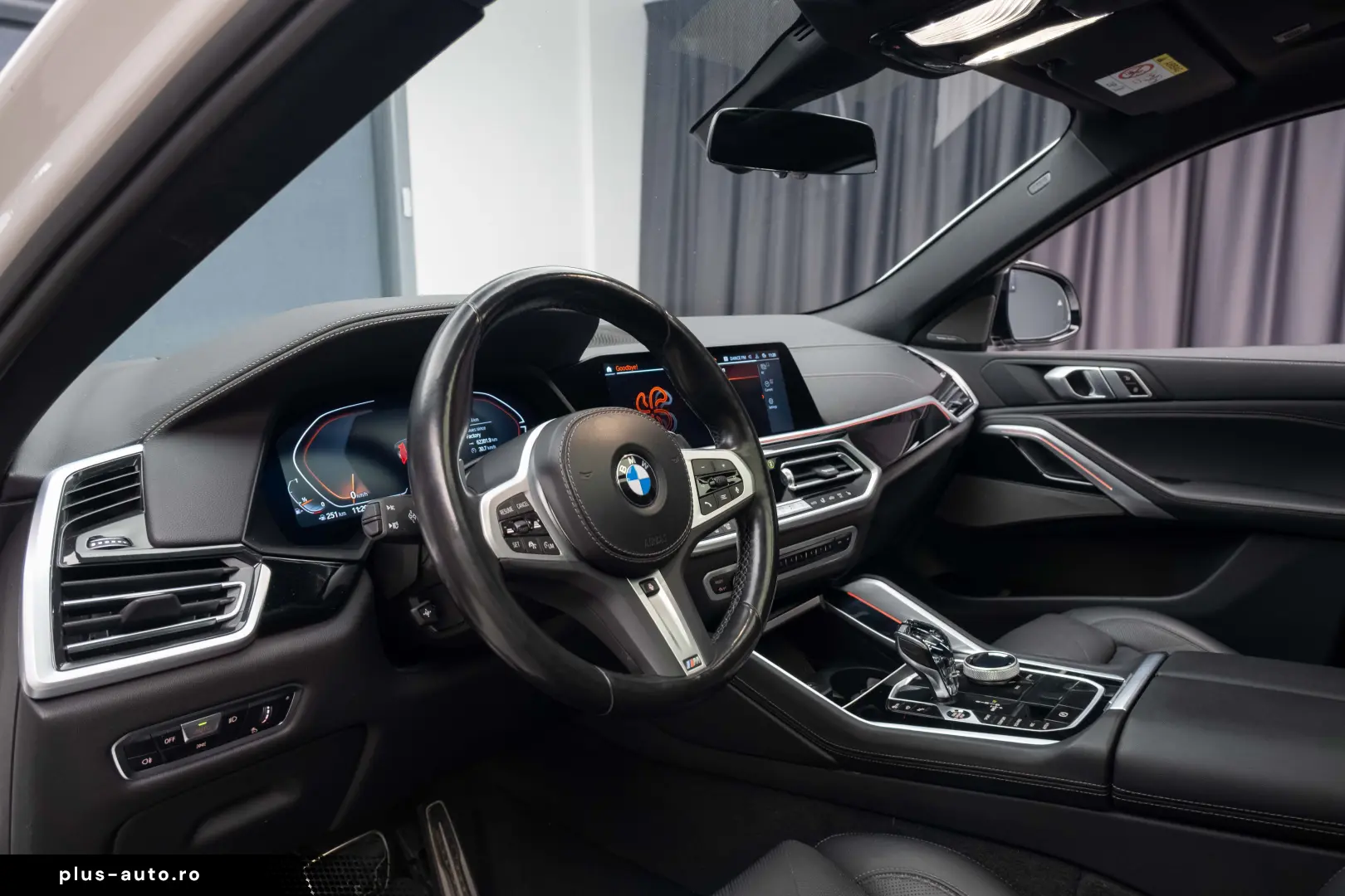 BMW X6 4.0i M Pack Pano H&K Gesture