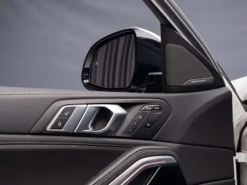 BMW X6 4.0i M Pack Pano H&K Gesture