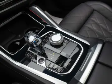 BMW X6 4.0i M Pack Pano H&K Gesture