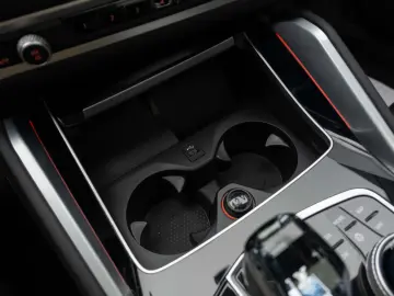 BMW X6 4.0i M Pack Pano H&K Gesture