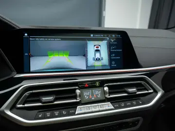 BMW X6 4.0i M Pack Pano H&K Gesture