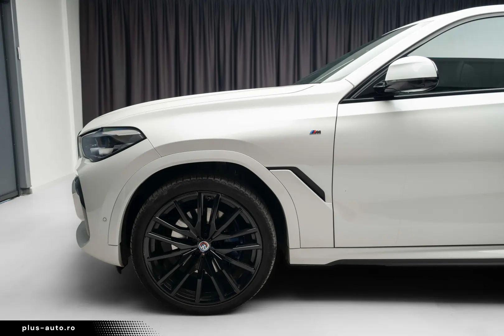 BMW X6 4.0i M Pack Pano H&K Gesture