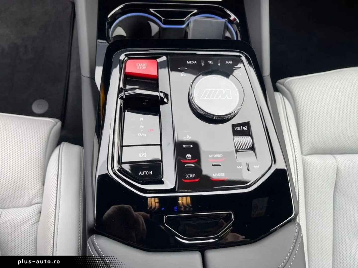 BMW M5 Touring xDrive AHK   GARANTIE-bis-05.2030