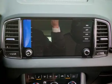 Skoda Karoq 1.5 TSI DSG Selection 150 CP