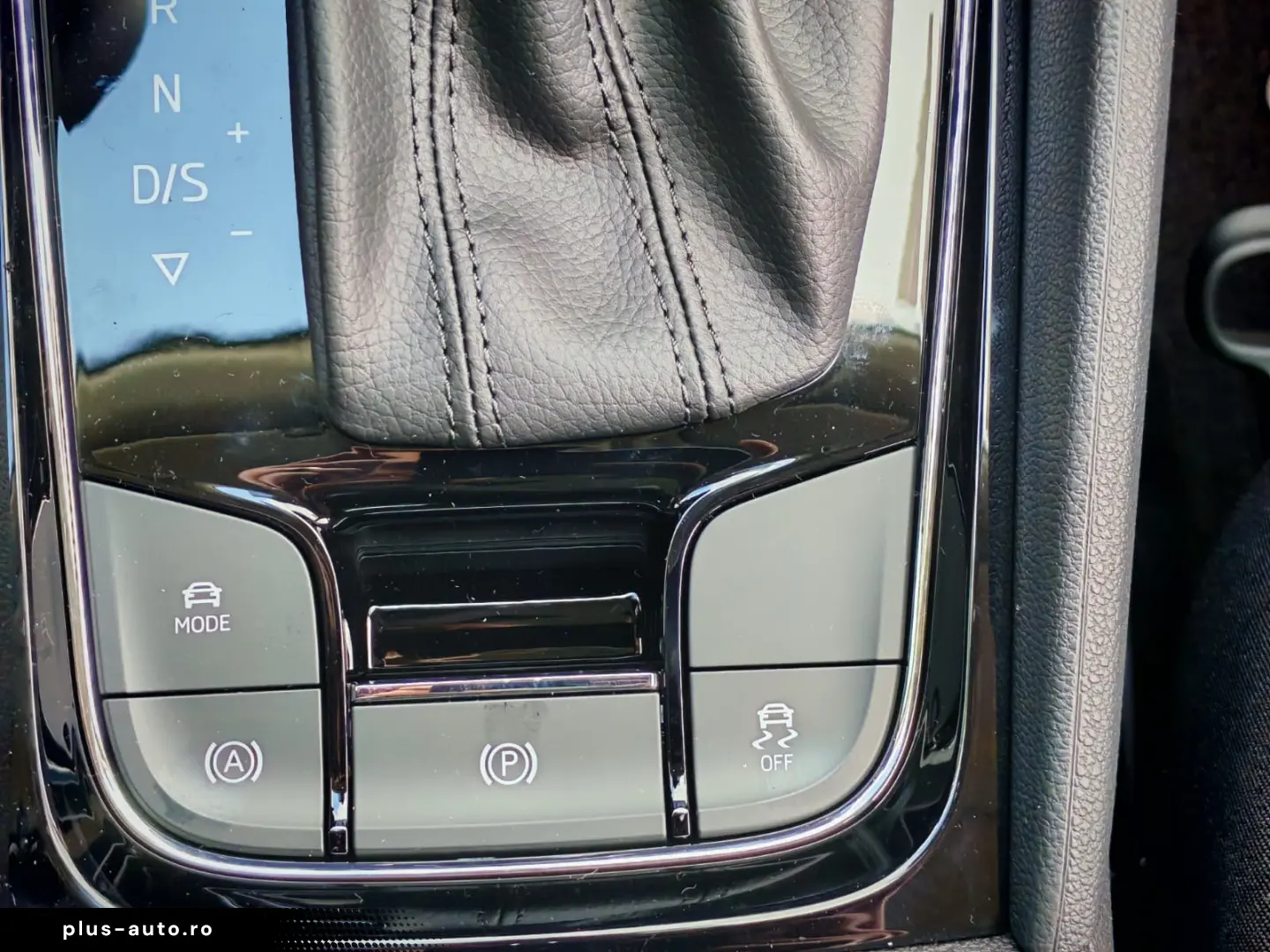 Skoda Karoq 1.5 TSI DSG Selection 150 CP