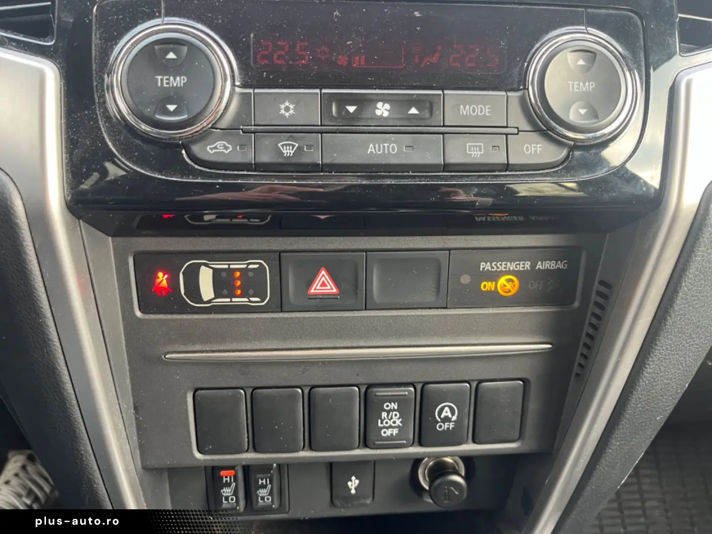 MITSUBISHI L200 Top DoKa 2 2 D 4WD HARDTOP KLIMA NAVI LEDER