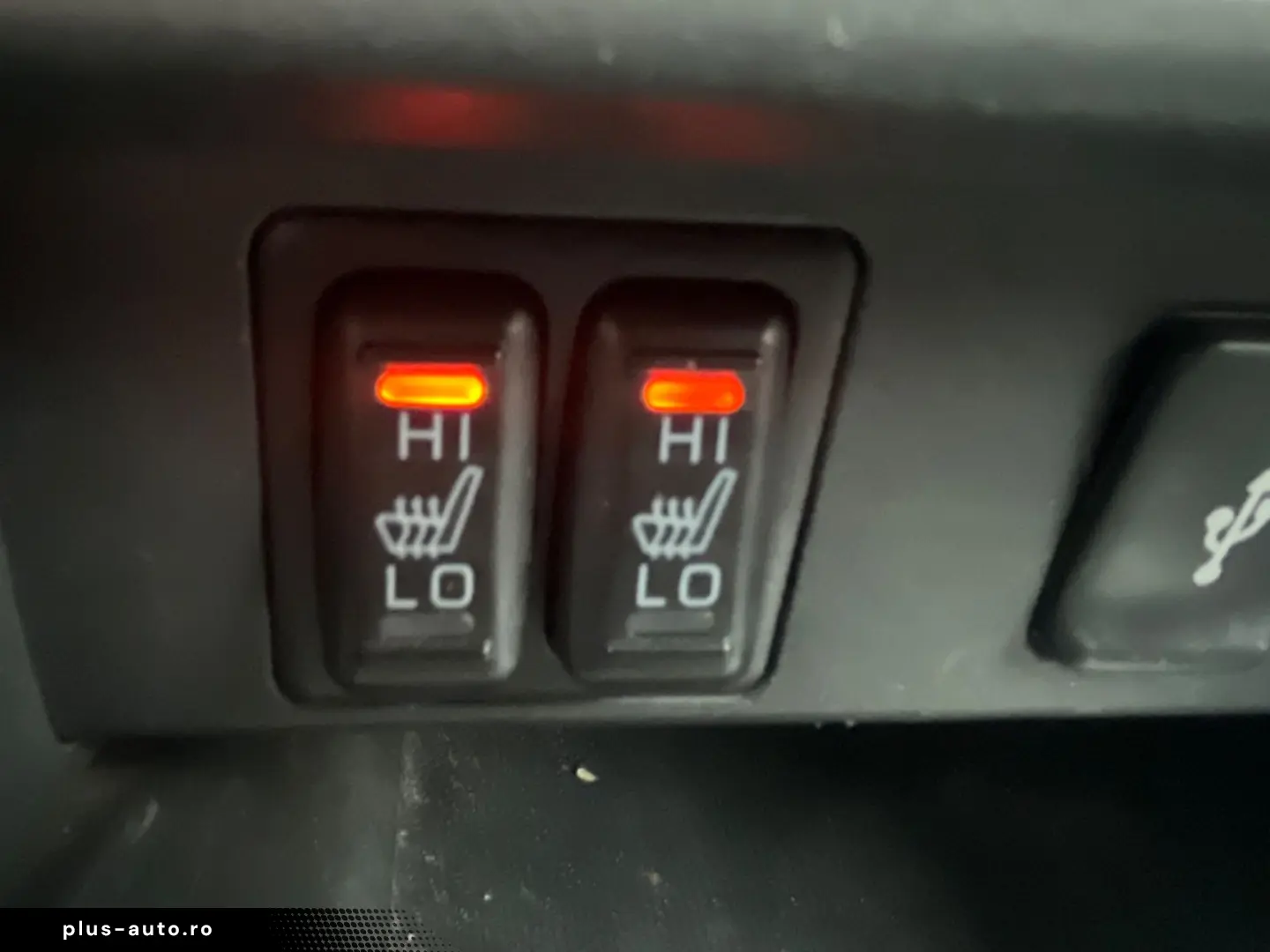 MITSUBISHI L200 Top DoKa 2 2 D 4WD HARDTOP KLIMA NAVI LEDER