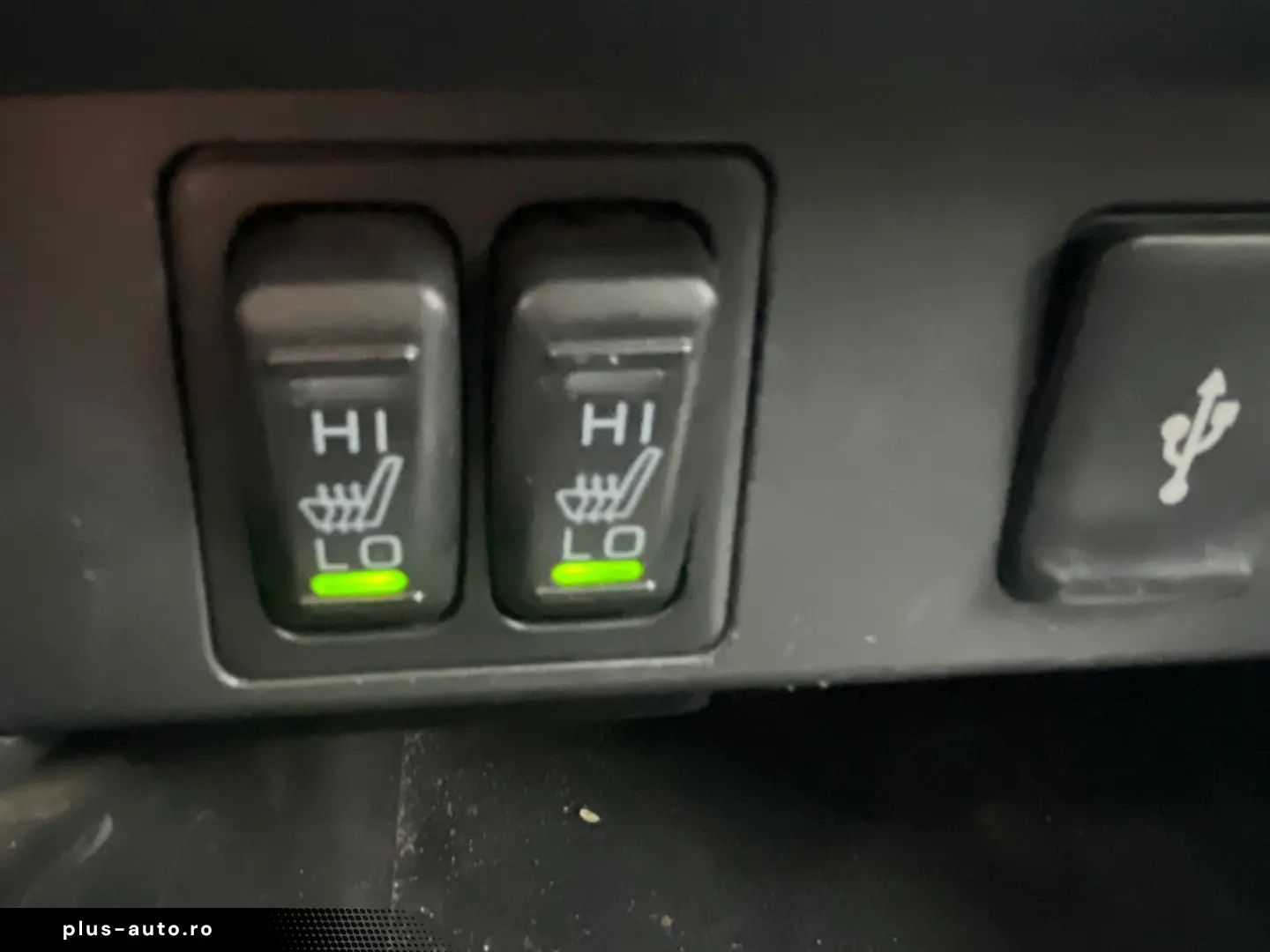 MITSUBISHI L200 Top DoKa 2 2 D 4WD HARDTOP KLIMA NAVI LEDER