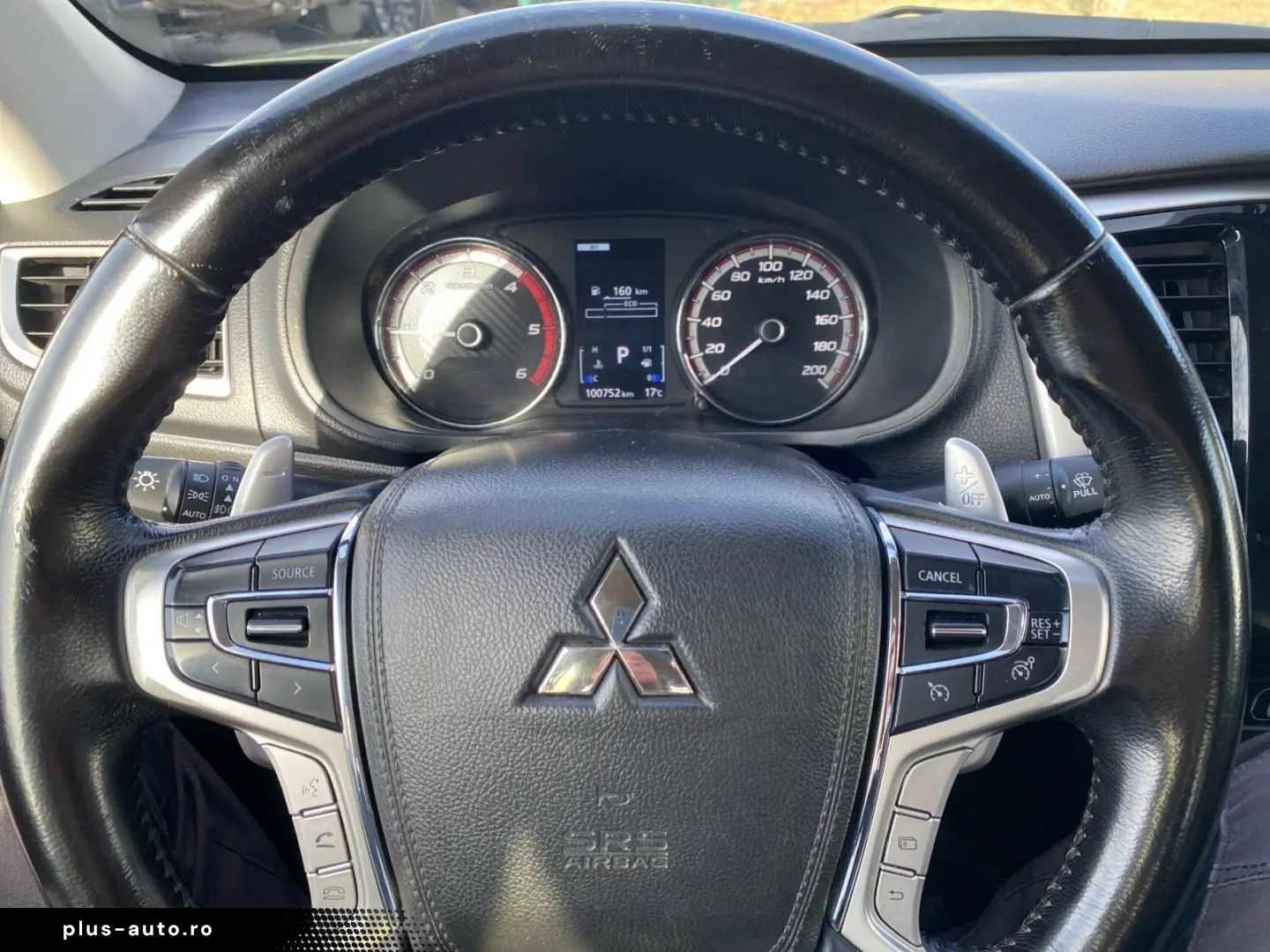 MITSUBISHI L200 TOP 2.2 DI-D 4WD TEMP SHZ PDC NAVI 2xKlima