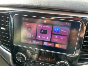 MITSUBISHI L200 TOP 2.2 DI-D 4WD TEMP SHZ PDC NAVI 2xKlima