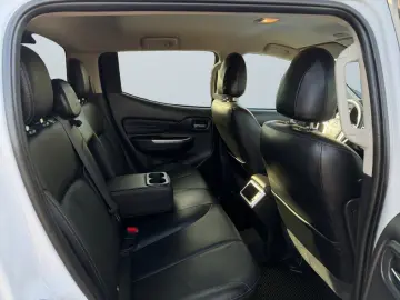 MITSUBISHI L200 TOP 2.2 DI-D 4WD