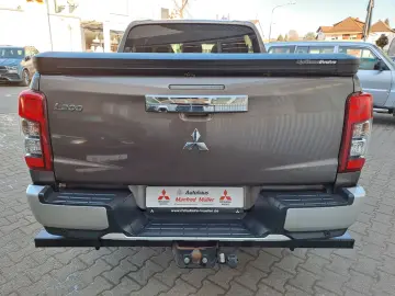 MITSUBISHI L200 2.2 DI-D Automatik Top Doppelkabine 4WD