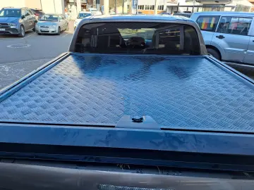 MITSUBISHI L200 2.2 DI-D Automatik Top Doppelkabine 4WD