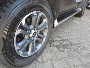 MITSUBISHI L200 2.2 DI-D Automatik Top Doppelkabine 4WD