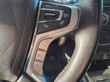 MITSUBISHI L200 2.2 DI-D Automatik Top Doppelkabine 4WD