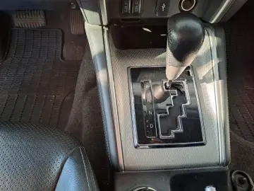 MITSUBISHI L200 2.2 DI-D Automatik Top Doppelkabine 4WD