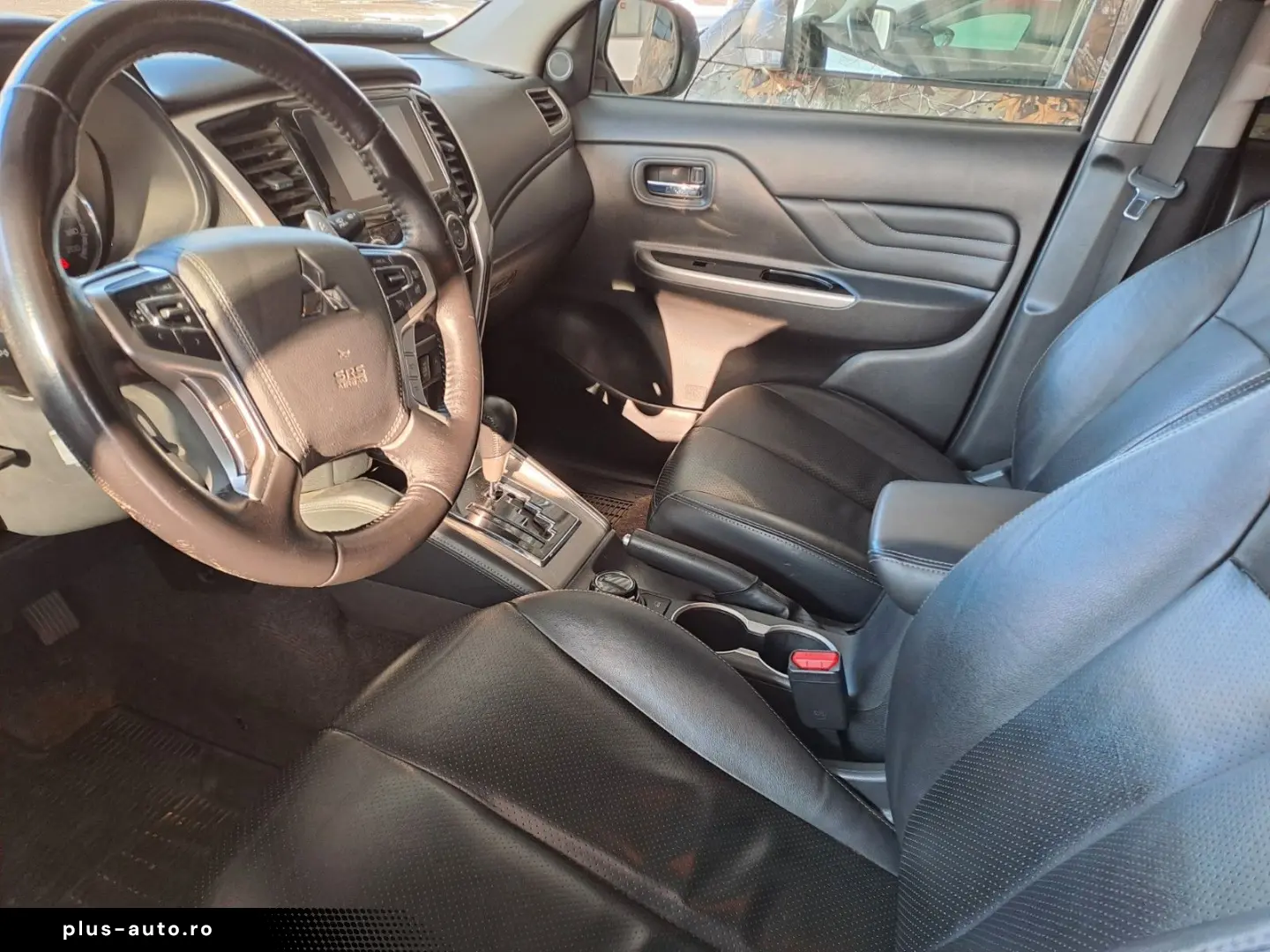 MITSUBISHI L200 2.2 DI-D Automatik Top Doppelkabine 4WD