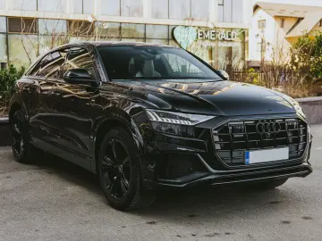 AUDI Q8 50 TDI