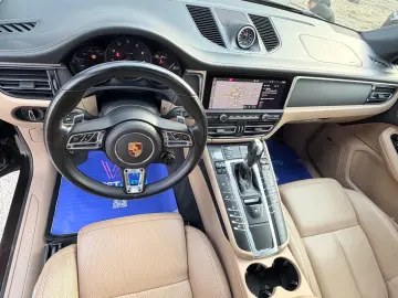 PORSCHE MACAN Distronic Lane Assist Panoramic Bose LED Incal