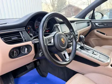 PORSCHE MACAN Distronic Lane Assist Panoramic Bose LED Incal