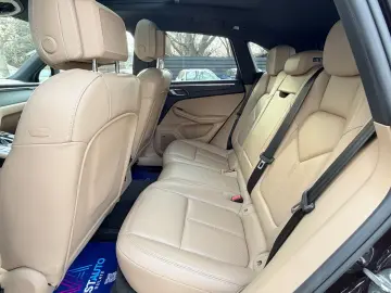 PORSCHE MACAN Distronic Lane Assist Panoramic Bose LED Incal