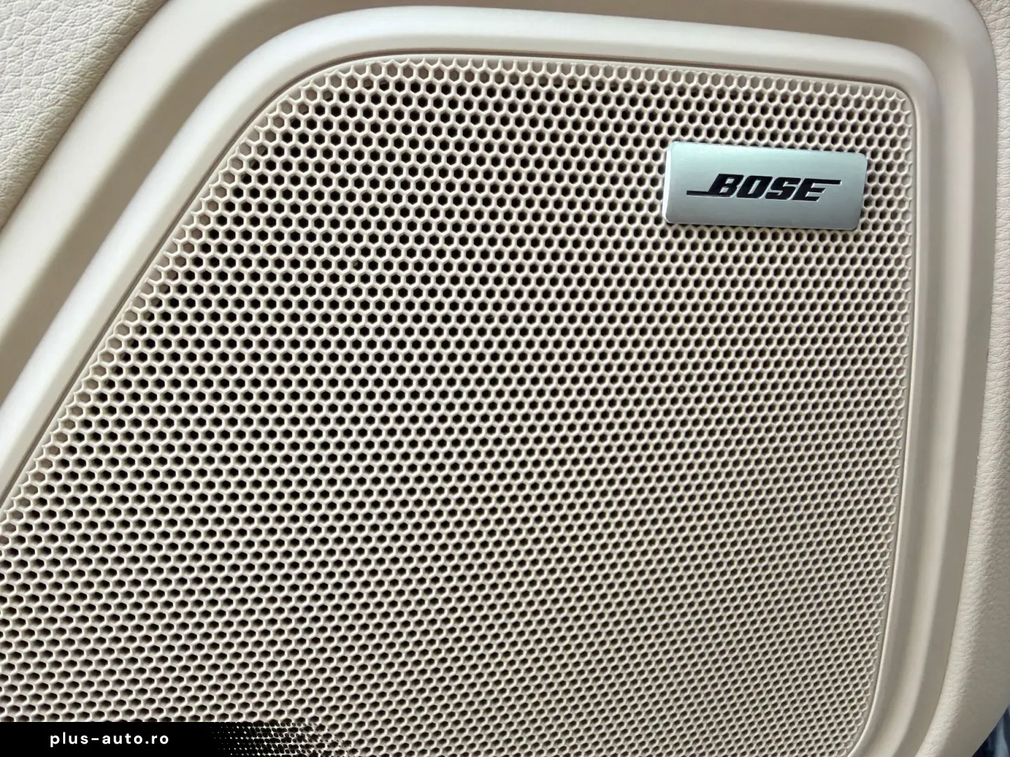 PORSCHE MACAN Distronic Lane Assist Panoramic Bose LED Incal