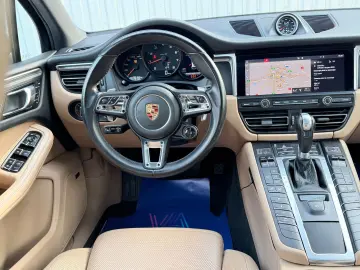 PORSCHE MACAN Distronic Lane Assist Panoramic Bose LED Incal