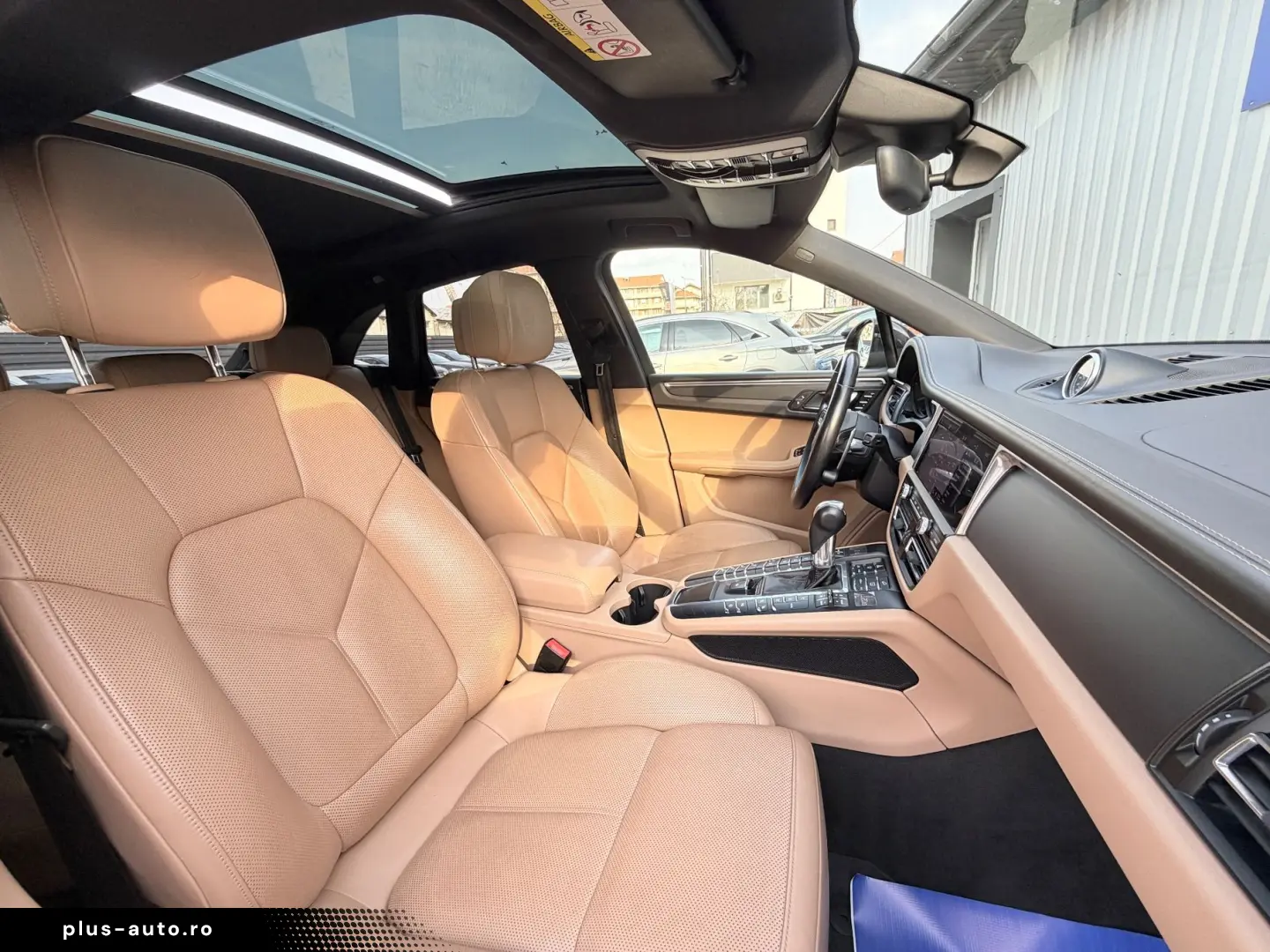 PORSCHE MACAN Distronic Lane Assist Panoramic Bose LED Incal