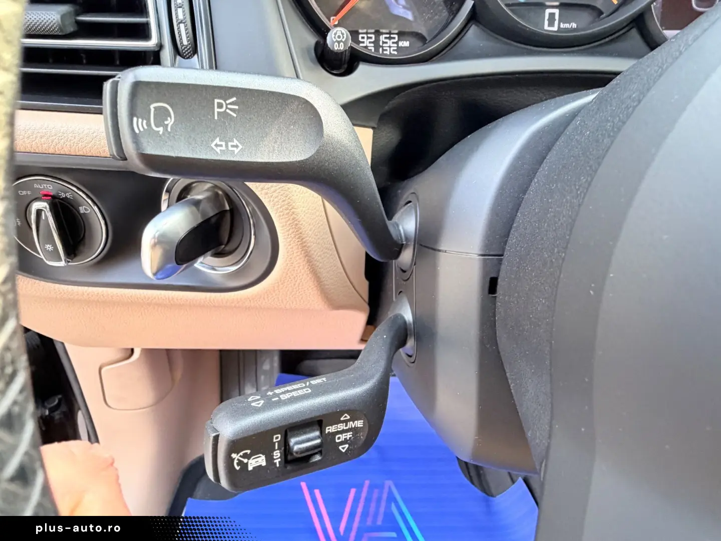 PORSCHE MACAN Distronic Lane Assist Panoramic Bose LED Incal