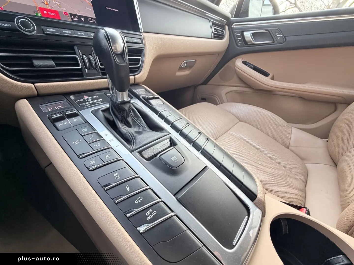 PORSCHE MACAN Distronic Lane Assist Panoramic Bose LED Incal