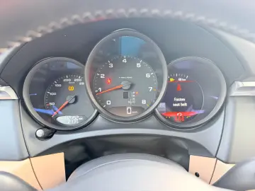 PORSCHE MACAN Distronic Lane Assist Panoramic Bose LED Incal