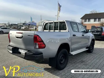 TOYOTA Hilux Double Cab Duty 4x4