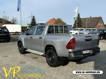 TOYOTA Hilux Double Cab Duty 4x4