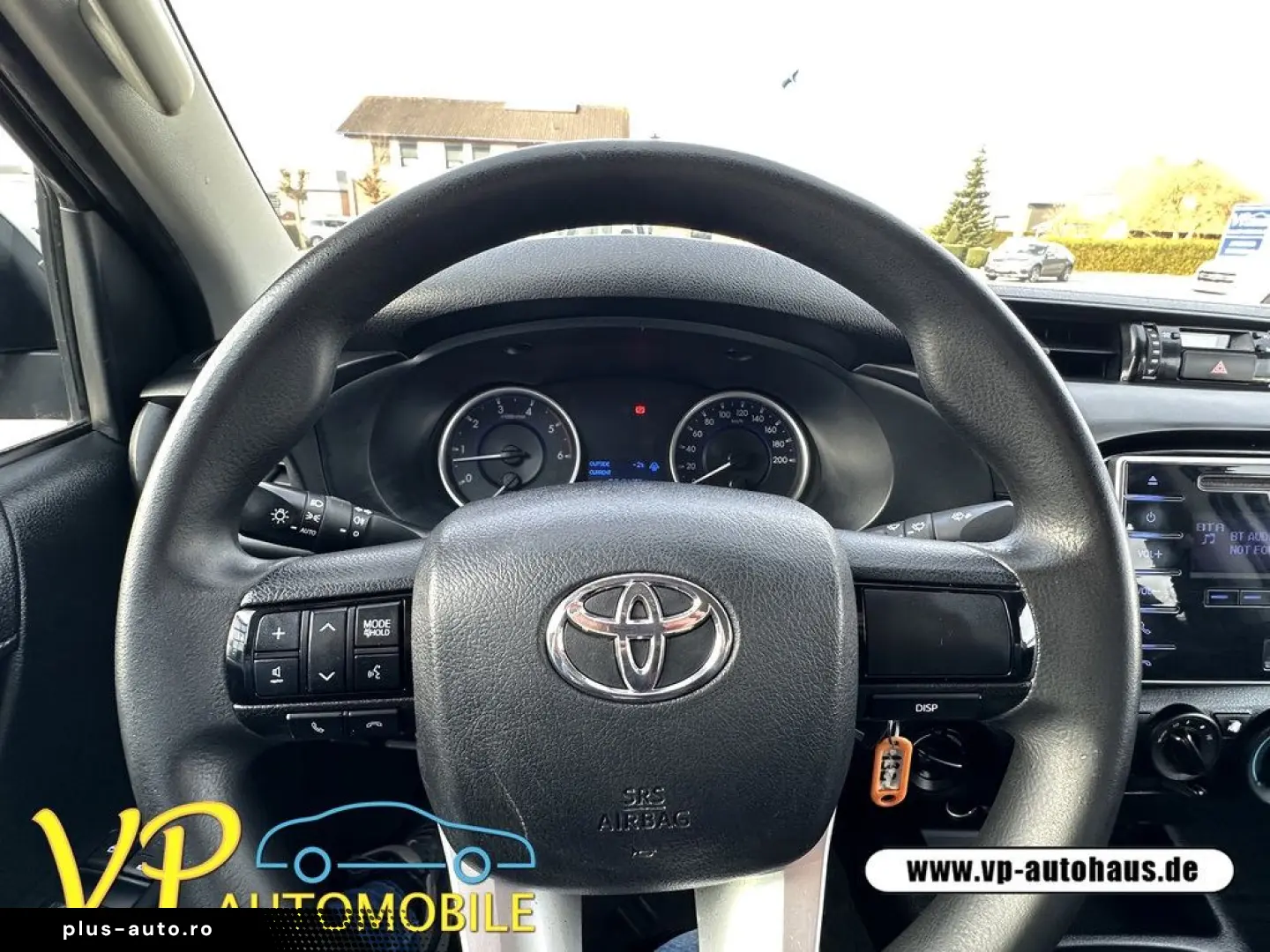 TOYOTA Hilux Double Cab Duty 4x4