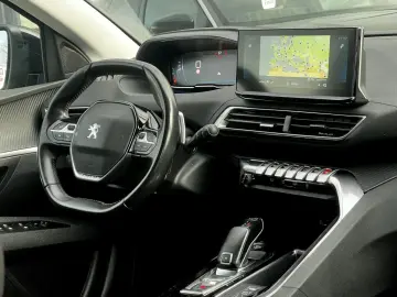 Peugeot 3008 Gen-Ii-2016