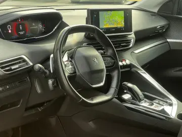 Peugeot 3008 Gen-Ii-2016