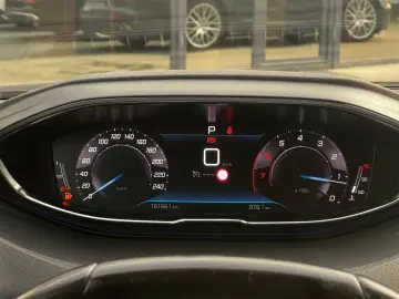 Peugeot 3008 Gen-Ii-2016