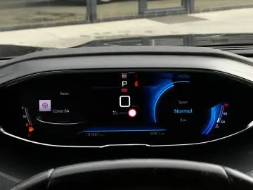 Peugeot 3008 Gen-Ii-2016