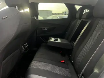 Peugeot 3008 Gen-Ii-2016